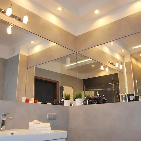 Апартаменты Magnolia Centrum - Free Parking